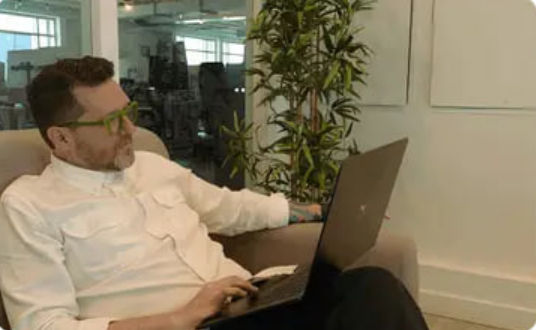 Jeff Cummings at work